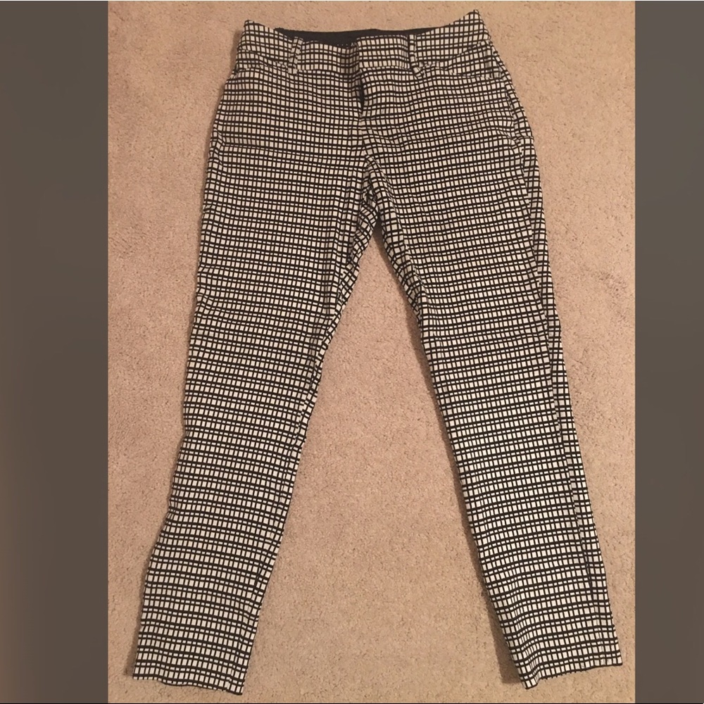Black and white women’s work pants